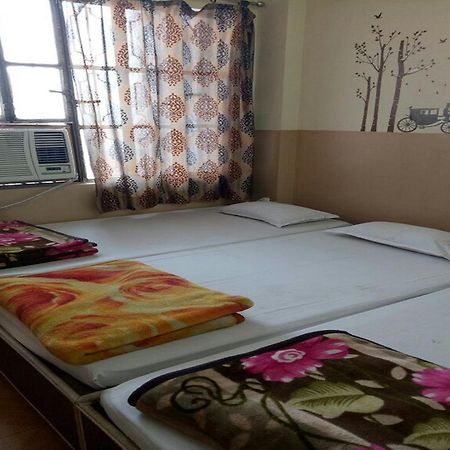 Swastik Guest House Varanasi Esterno foto