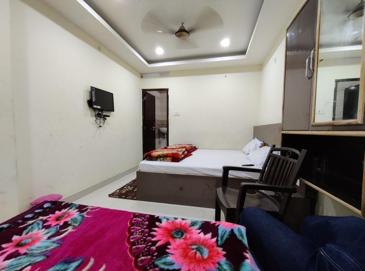 Swastik Guest House Varanasi Esterno foto